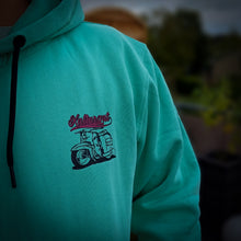Lade das Bild in den Galerie-Viewer, Kapuzenjacke "Kulturgut"