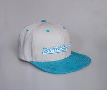 Lade das Bild in den Galerie-Viewer, Cap "Zweitakt gestört"