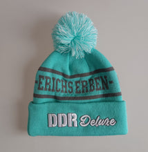 Lade das Bild in den Galerie-Viewer, Pudelmütze &quot;DDR Deluxe&quot;
