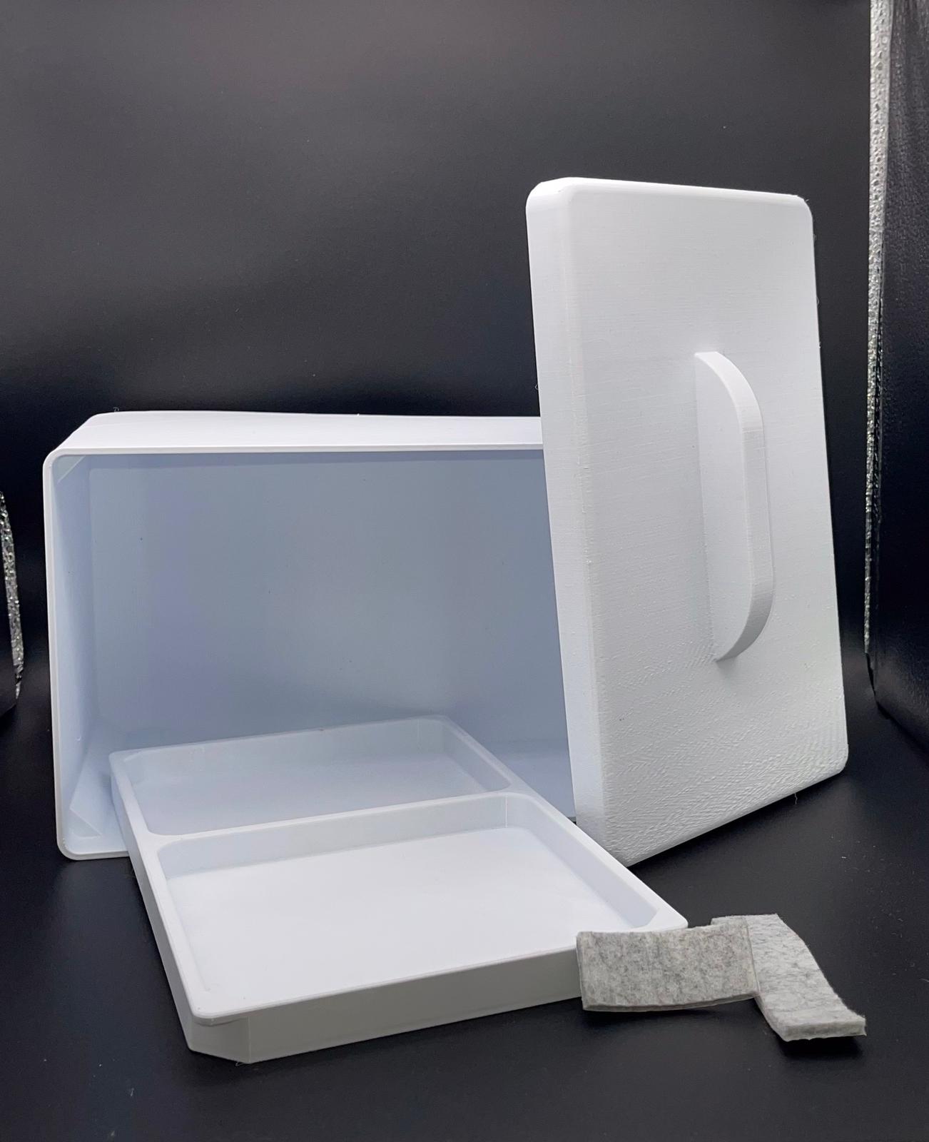 Werkzeugkasten Motorraum Trabant 601