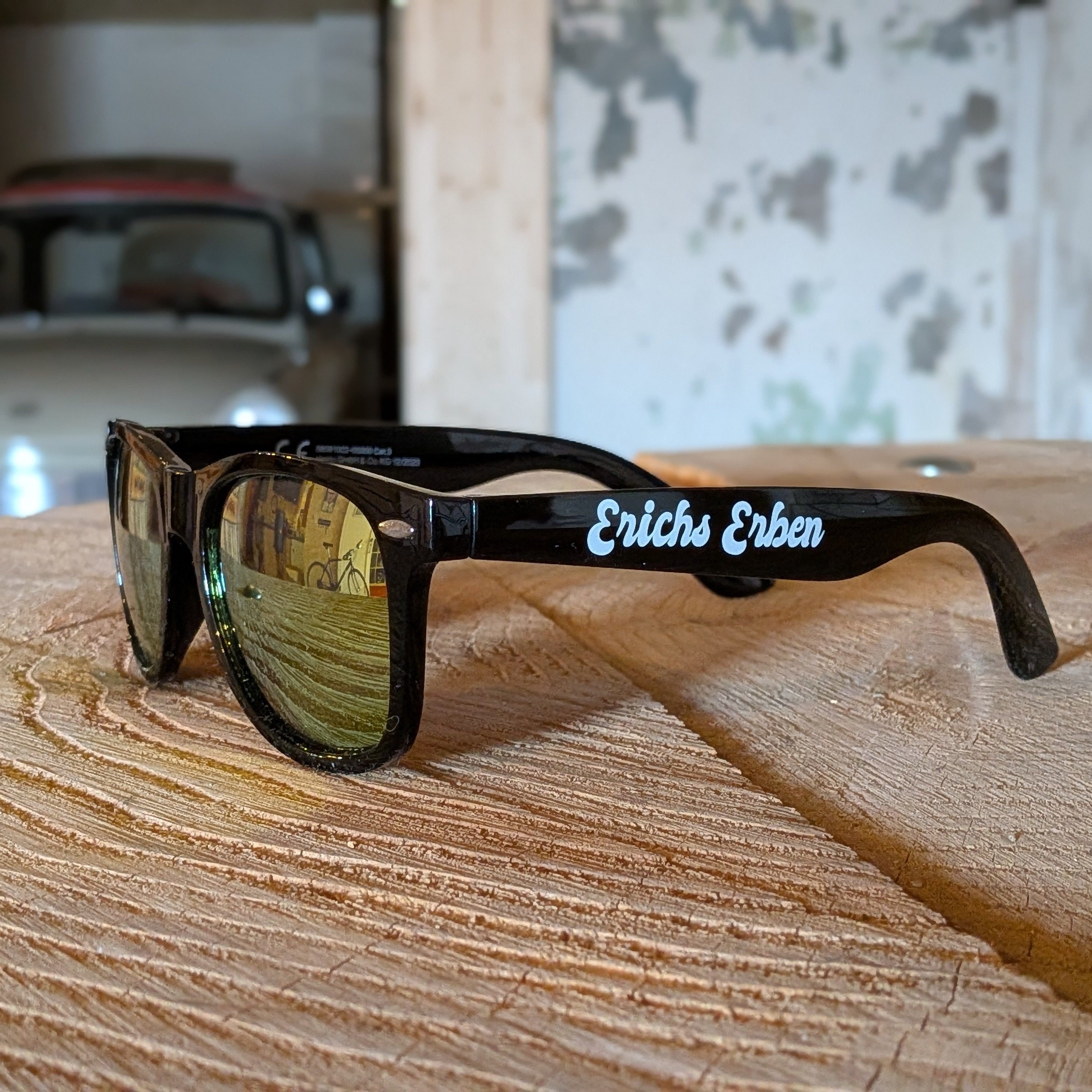 Sonnenbrille "Der Osten rockt"